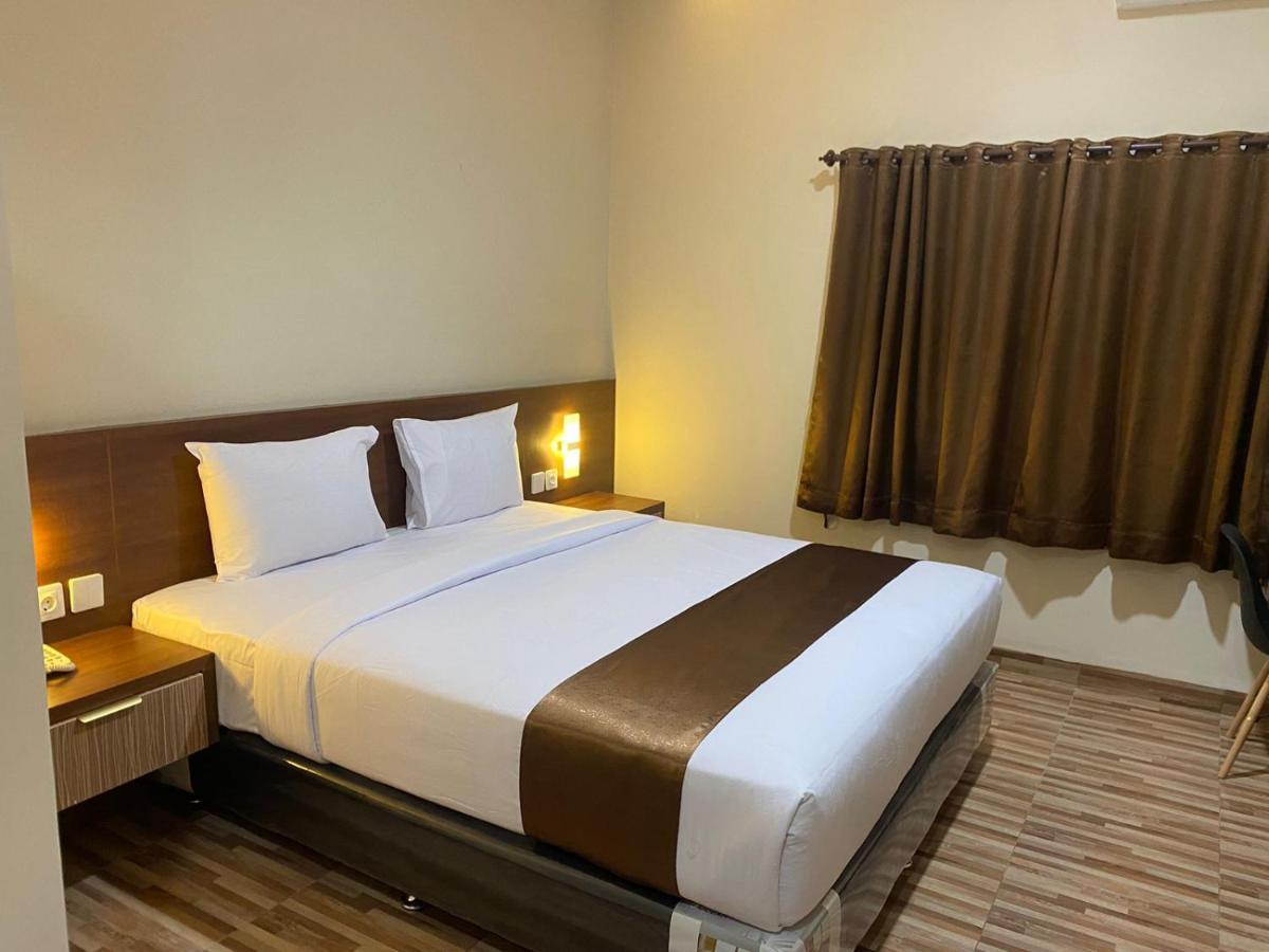 T Hotel Kualanamu Lubukpakam Zewnętrze zdjęcie